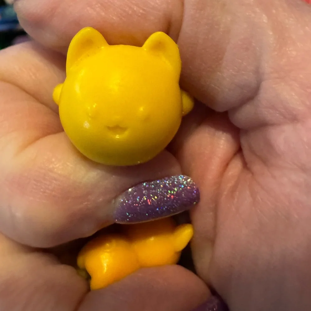 Mini figures squinkies, shopkins, misc